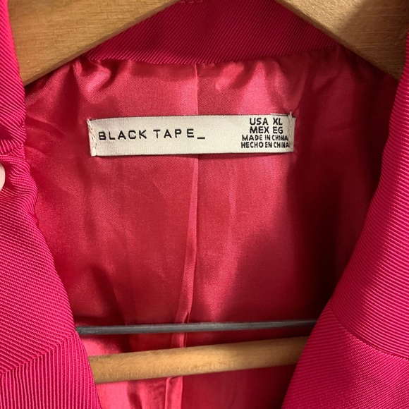 Hot Pink Blazer - Picture 3 of 5